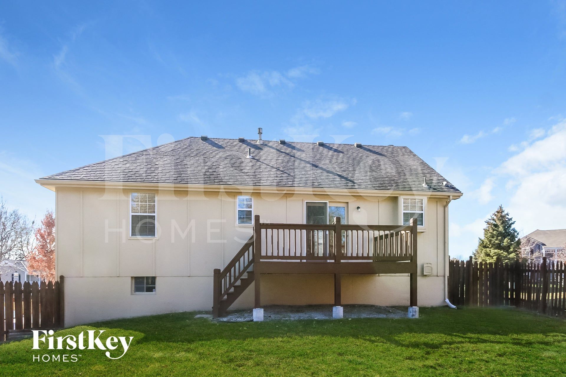 Building Photo - 1601 NE Auburn Dr