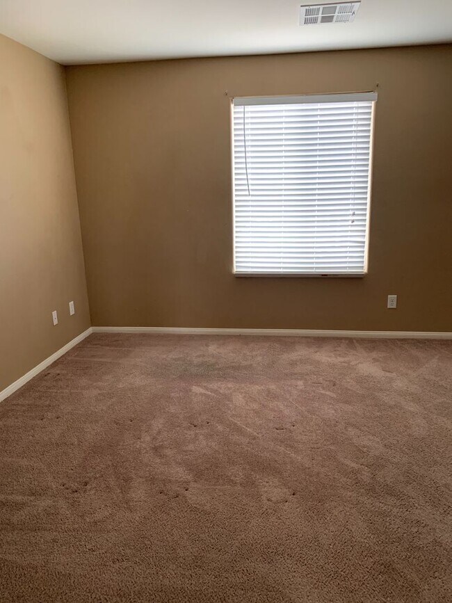 Building Photo - Must See 3 Bedroom Home in North Las Vegas!