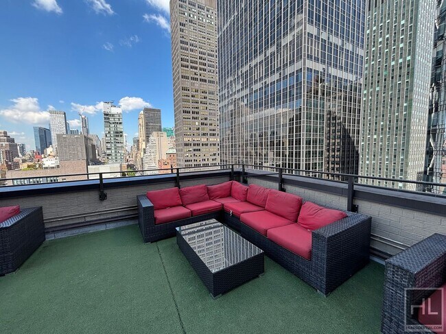Building Photo - East 39th Street