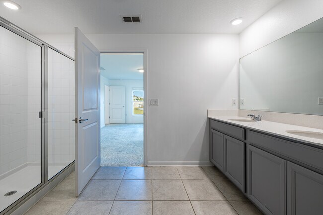 Building Photo - 5071 Four Strand Ct