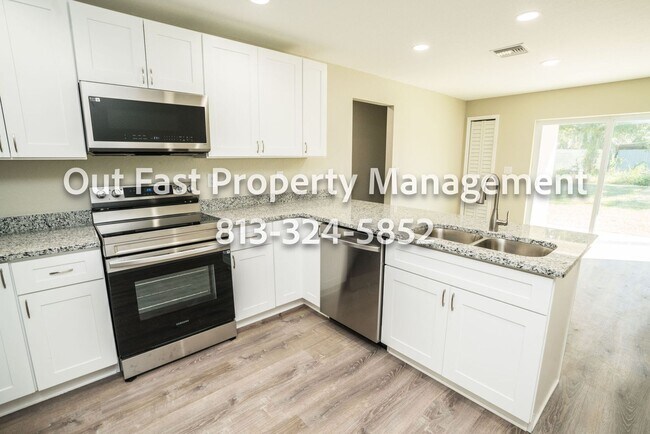 Building Photo - Fresh-Build 3-Bedroom Home in Lakeland