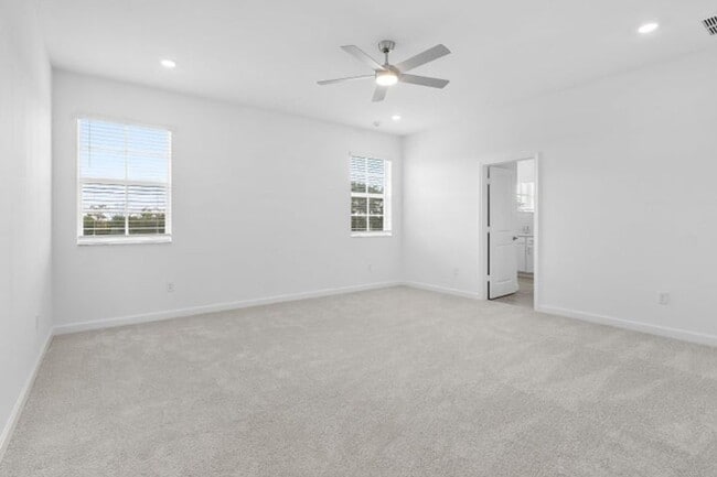 Building Photo - 6843 Cobia Cir