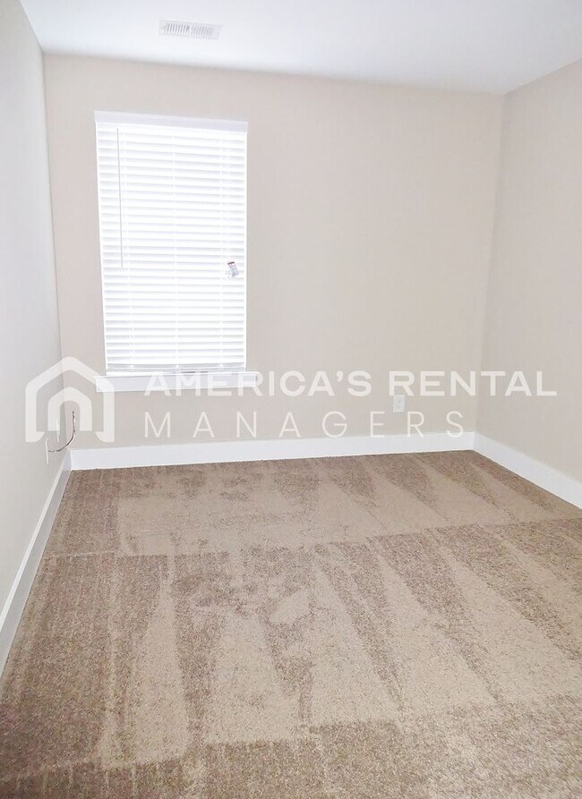 Building Photo - 4379 Shivas Way