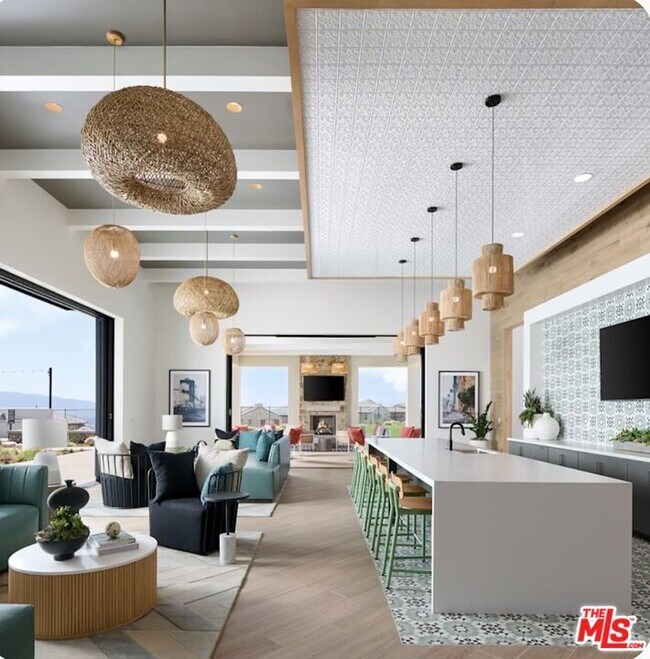 Building Photo - 18114 Outlook Wy