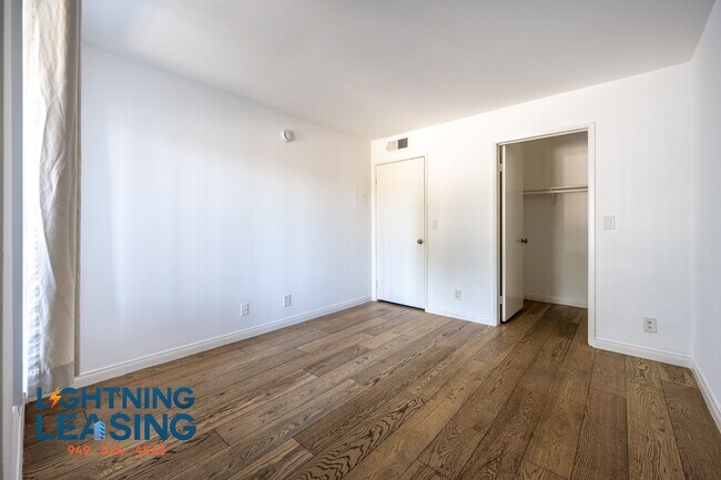 Building Photo - 14201 Victory Blvd