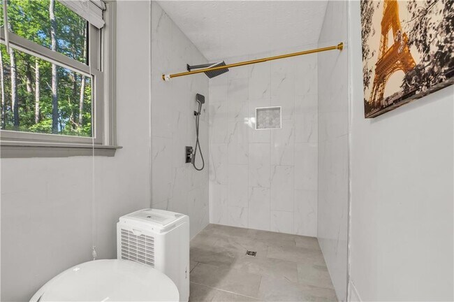 Building Photo - 5712 Port Dr