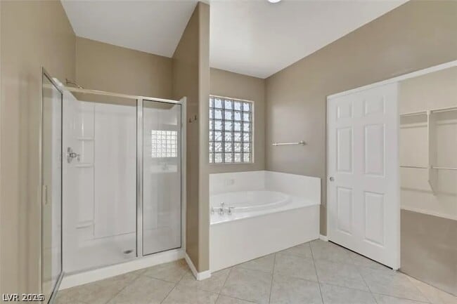 Building Photo - 2501 Bechamel Pl