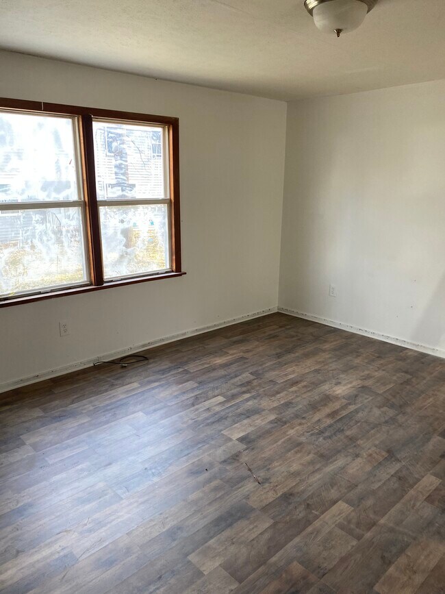 Building Photo - 9538 Cloverleaf Rd