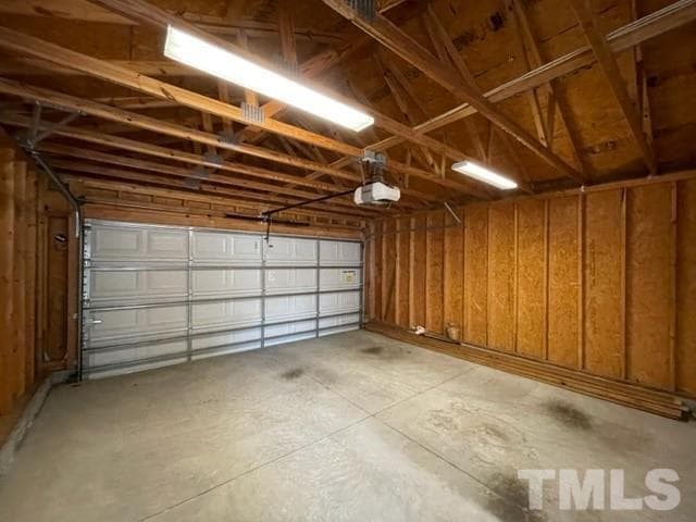 Building Photo - 413 Evening Star Dr