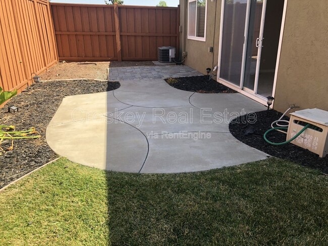 Building Photo - 3100 Hemlock St