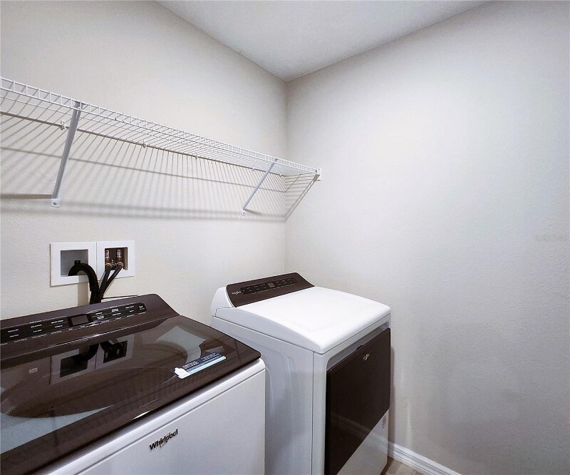 Building Photo - 17015 Coral Key Dr