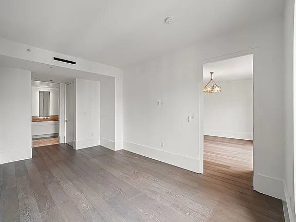 Building Photo - 429 Kent Ave