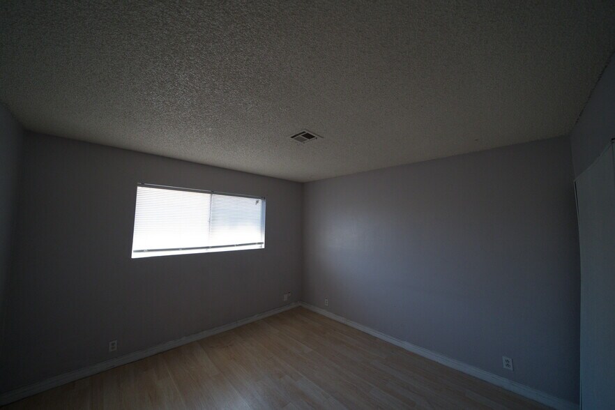 Bedroom 1 - 5282 S Maryland Pky