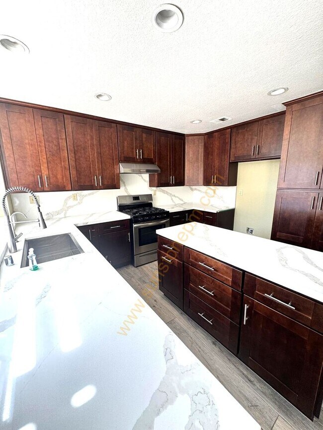 Building Photo - FULLY REMODELED CHINO HILLS BEAUTY! 4 BEDROOMS OFFICE 3-CAR GARAGE TOP SCHOOLS