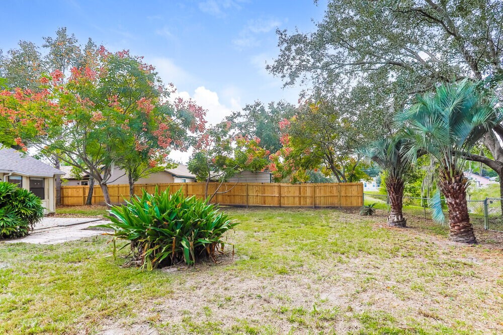 Building Photo - 2232 Alderney Ct