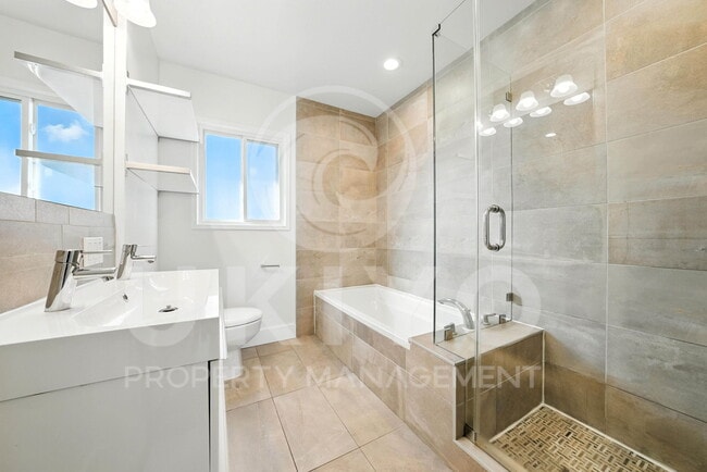 Building Photo - 4159 Midvale Ave