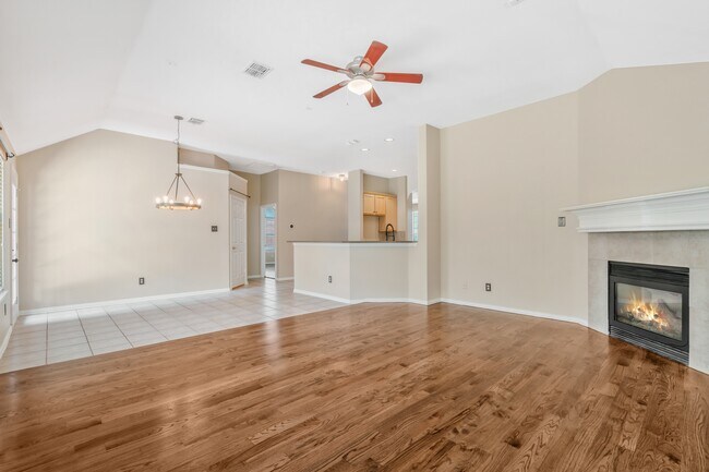 Building Photo - 6412 Autumn Trail