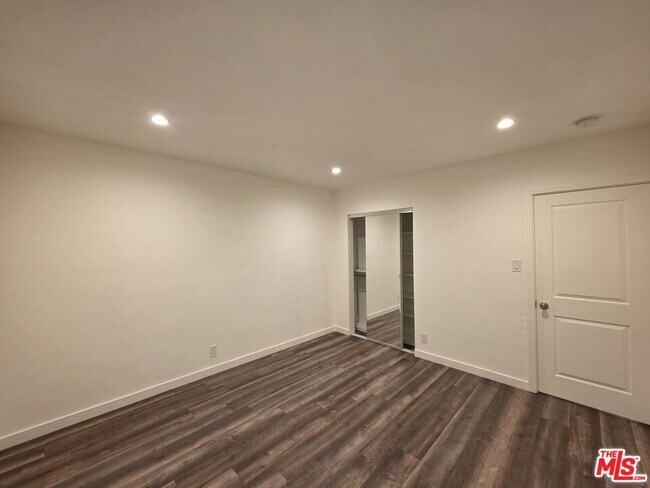 Building Photo - 2012 S Holt Ave