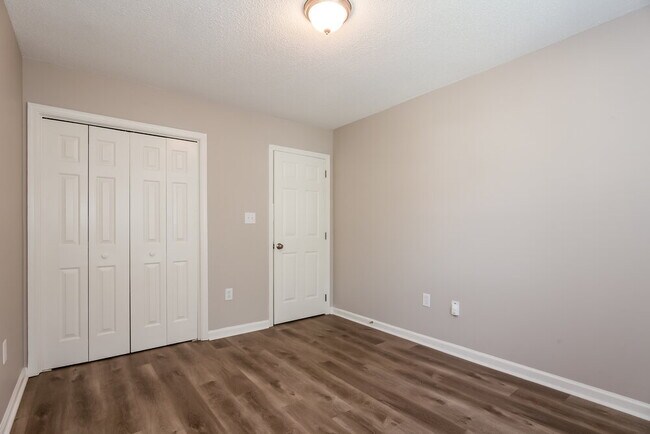 Building Photo - 5136 Haybridge Rd