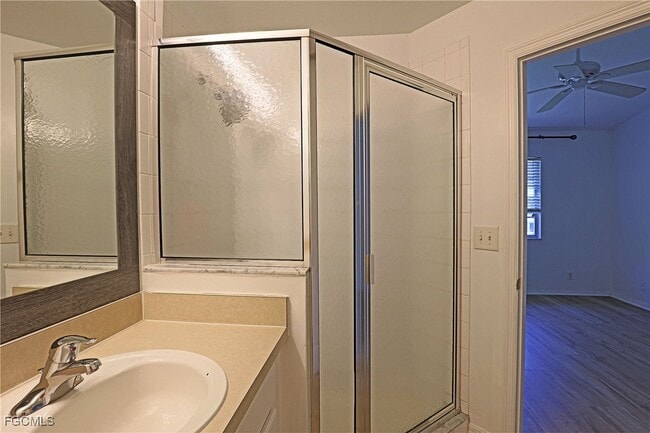 Building Photo - 10039 Poppy Hill Dr