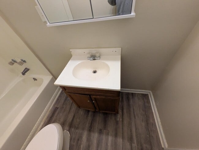 Building Photo - 1001 S Pittenger Rd