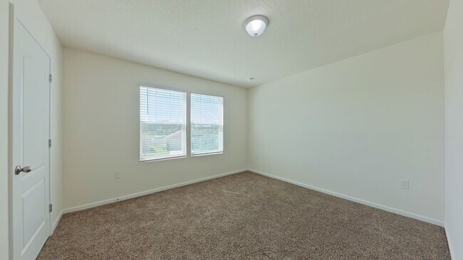 Building Photo - Gorgeous 5 Bedroom Home in Alta Lakes!