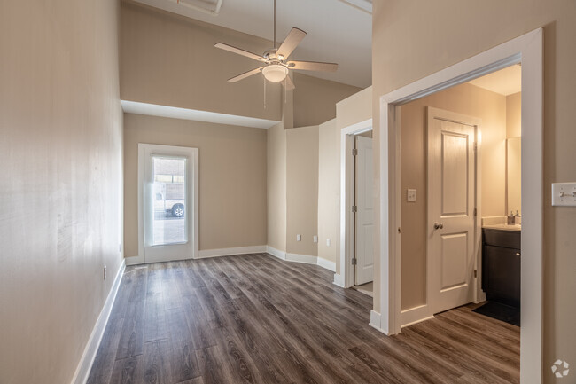 Interior Photo - Beaumont Downtown Lofts