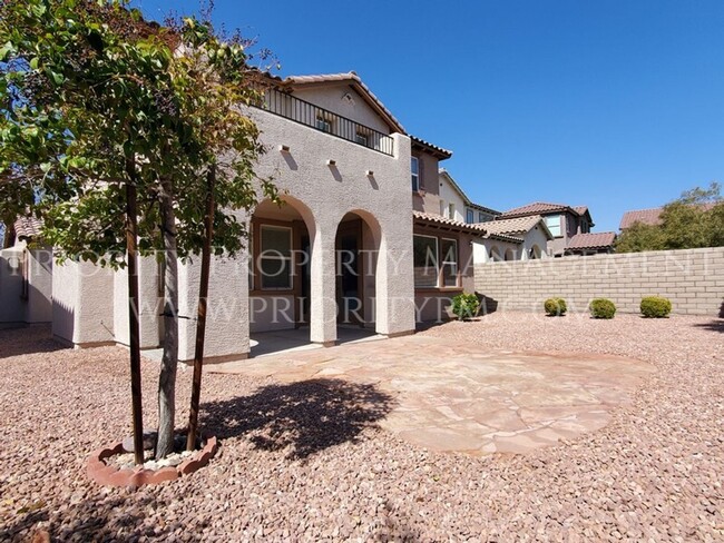 Building Photo - ~ Beautiful 4 Bedroom Summerlin Home in th...