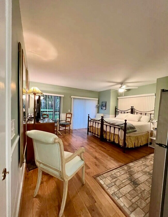 Primary Photo - 11863 Wimbledon Cir