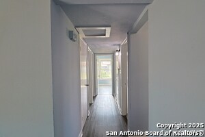 Building Photo - 111 Grasmere Ct