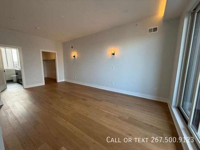 Building Photo - 3005 Gaul St