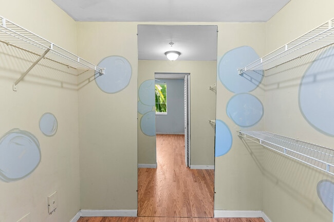 Building Photo - 1170 Reserve Way