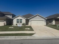 Building Photo - 14020 Heartland Dr