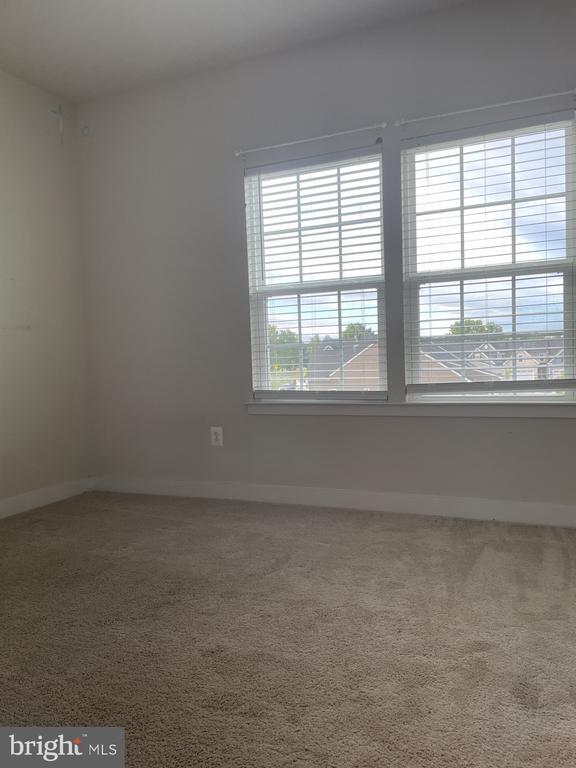 Building Photo - 6415 Ballenger Run Blvd