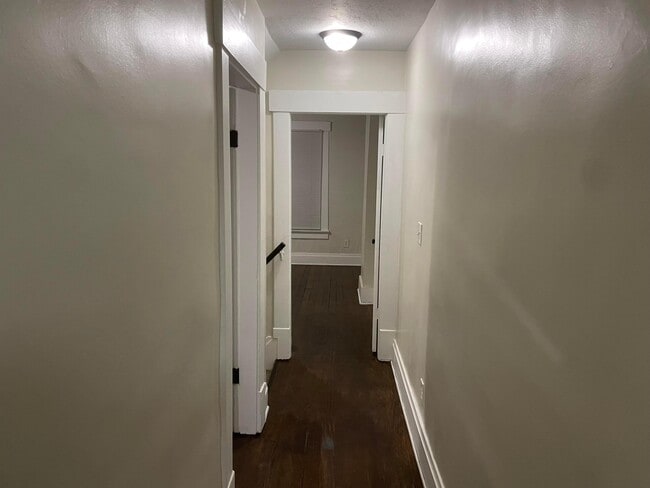 Building Photo - 287 E Woodrow Ave