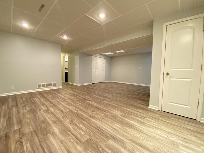 Building Photo - 4523 21st Ave NW