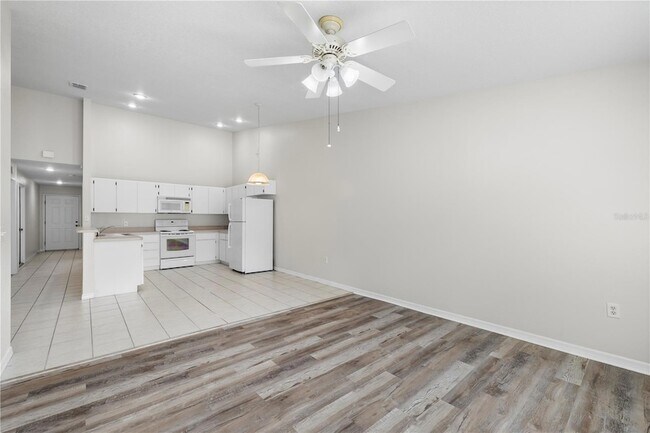 Building Photo - 37228 Grassy Hill Ln