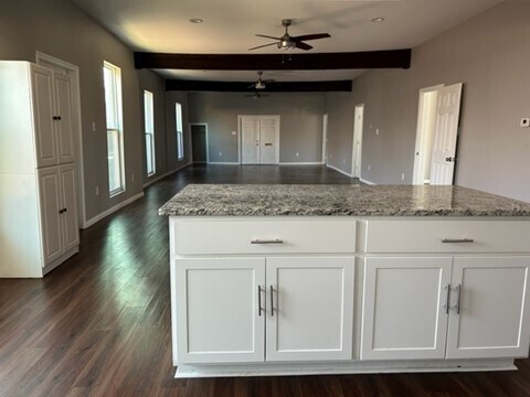 Building Photo - 400 Graham Ave