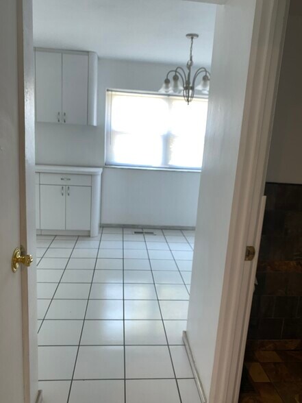 View to Kitchen - 1044 Willow Brook Dr
