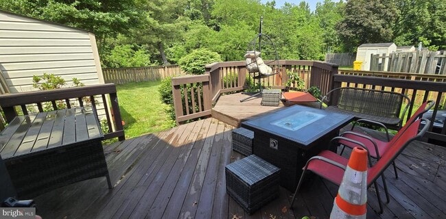 Building Photo - 3591 Laurel View Ct