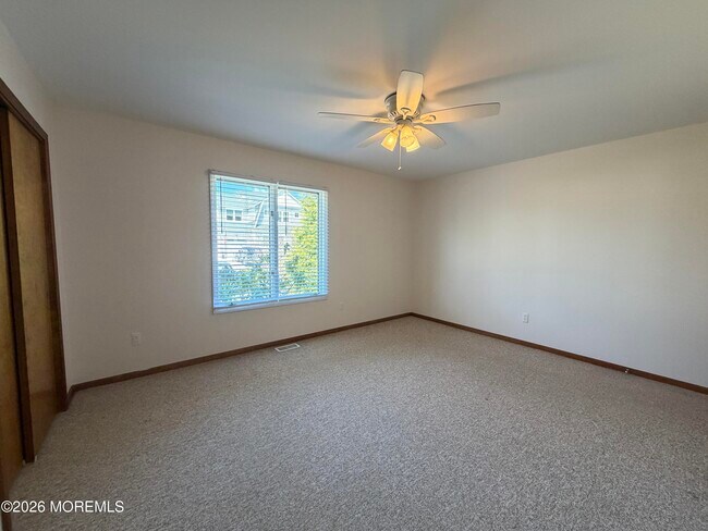 Building Photo - 1310 George St