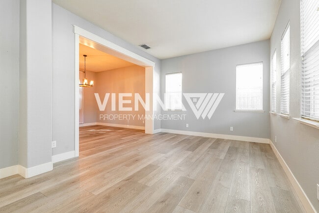 Building Photo - 8121 Gilleland Dr