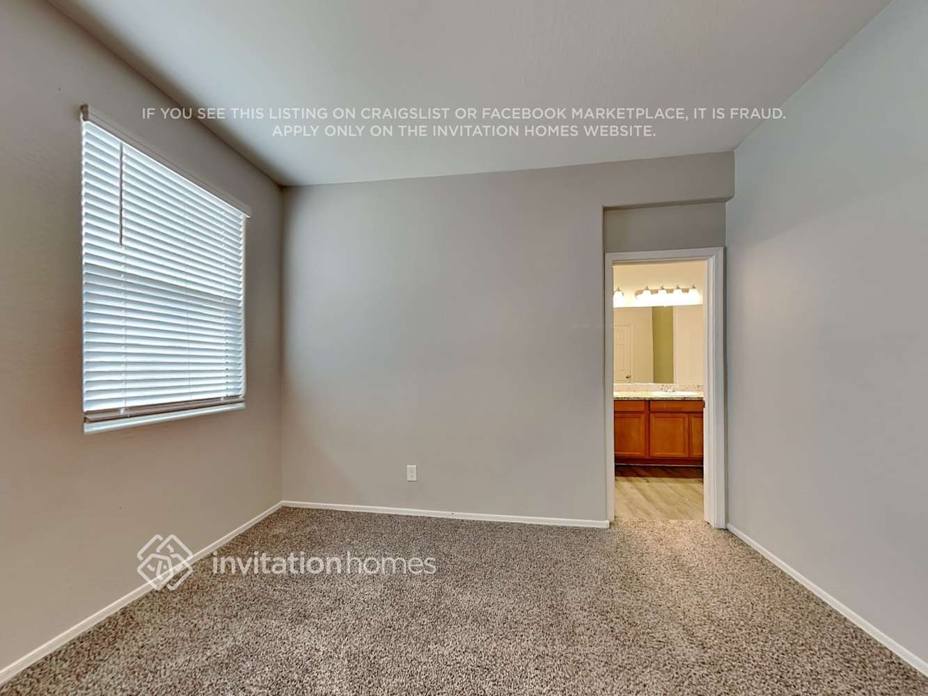 Building Photo - 17545 W Jessie Ln
