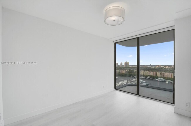 Building Photo - 19707 Turnberry Way