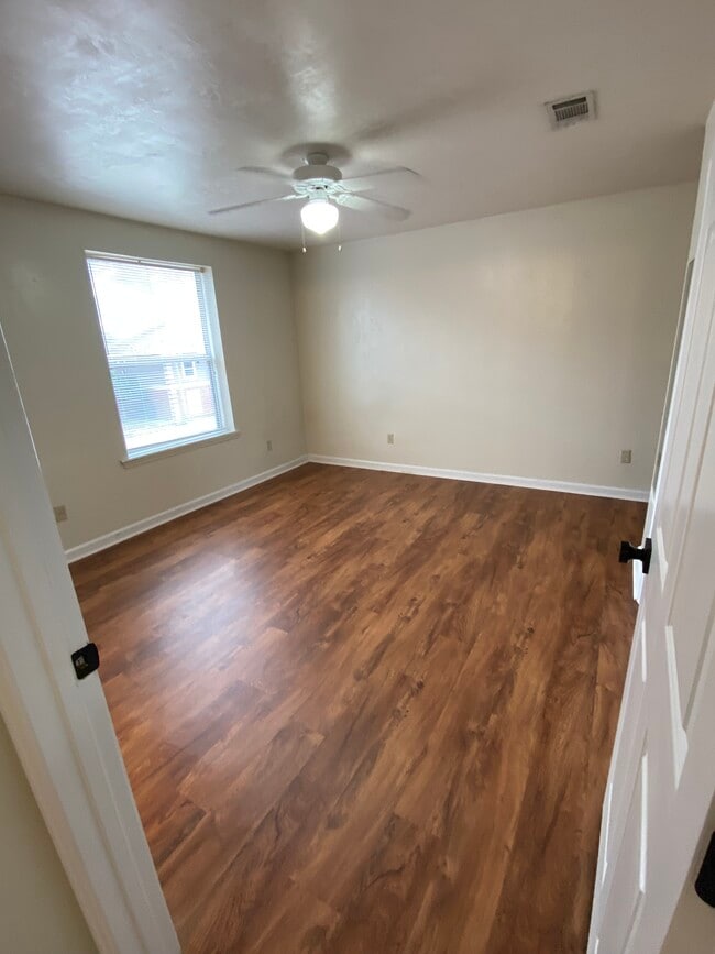 Building Photo - North Palms Courtyard - 610