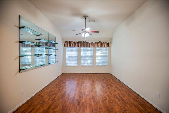 Building Photo - 187 Fairwind Trail Dr