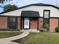 Building Photo - 408 W Inverrary Ln