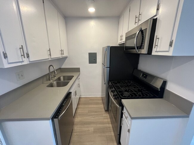 Interior Photo - 11937 Avon Way