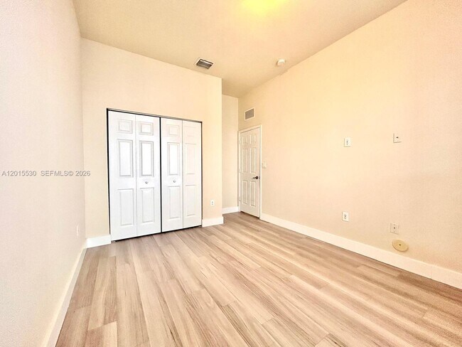 Building Photo - 17031 SW 92nd St