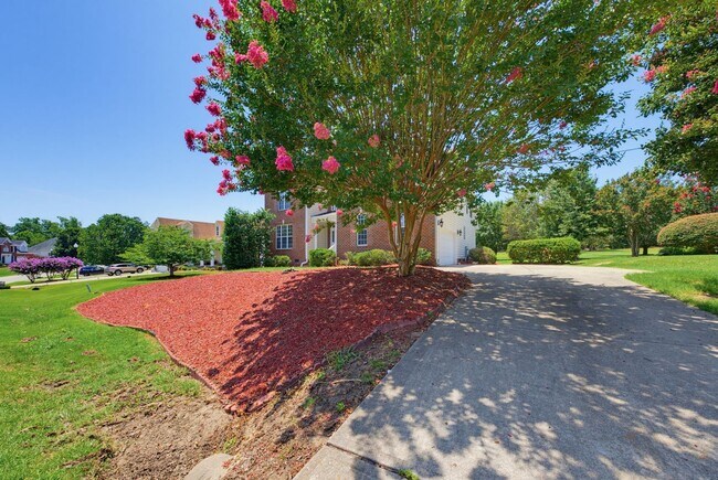 Building Photo - 2912 Oak Bridge Dr